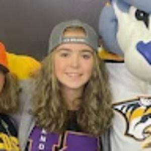 Meet your Posher, Emilee